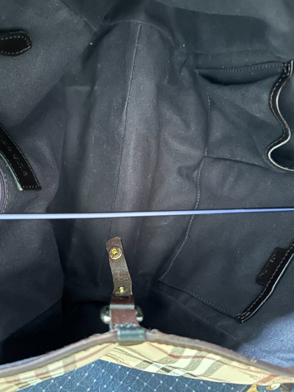 Authentic Burberry Haymarket Check Shoulder Bag - Picture 9 of 11